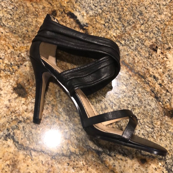 EUC LIKE NEW NINE WEST NWERLINA BLACK LEATHER STRAPPY HEELS IN BOX - Picture 11 of 15